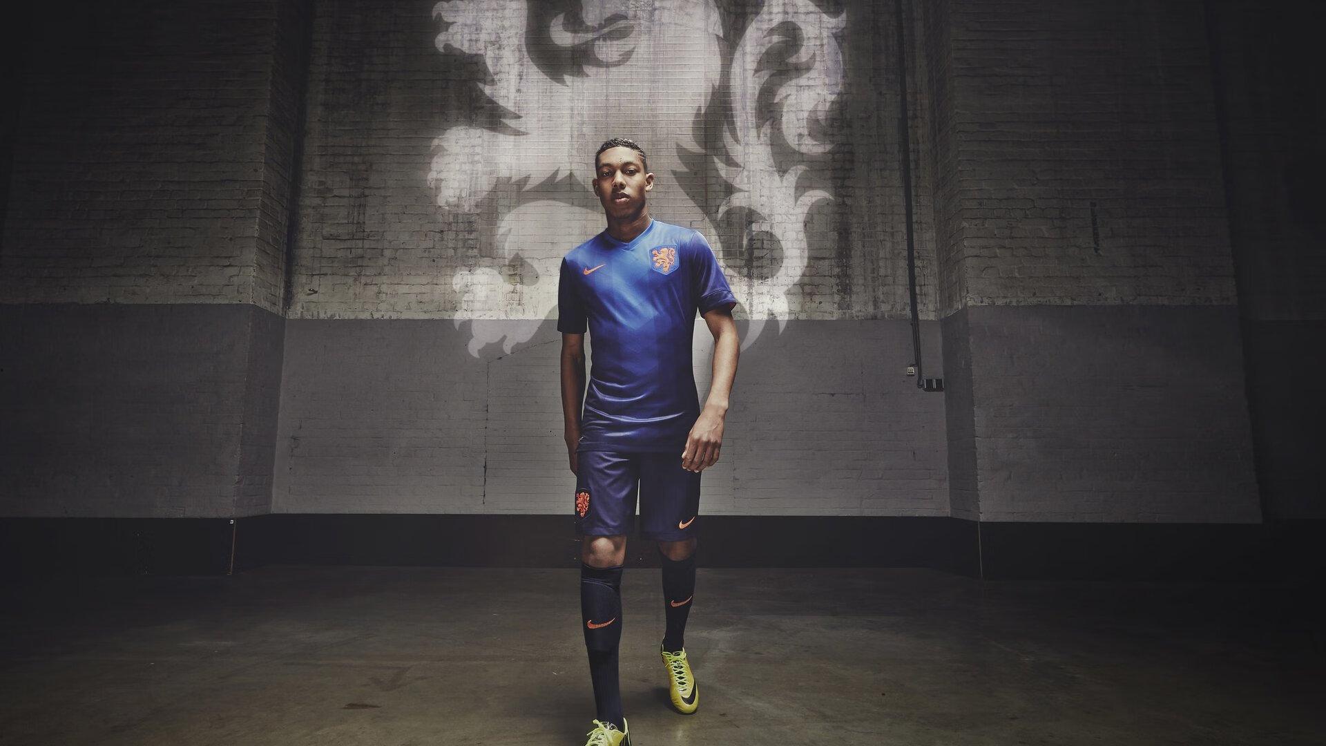 杨毅激情呐喊来吧愤怒的伊朗！中国男篮新周期誓破格局重塑亚洲王朝