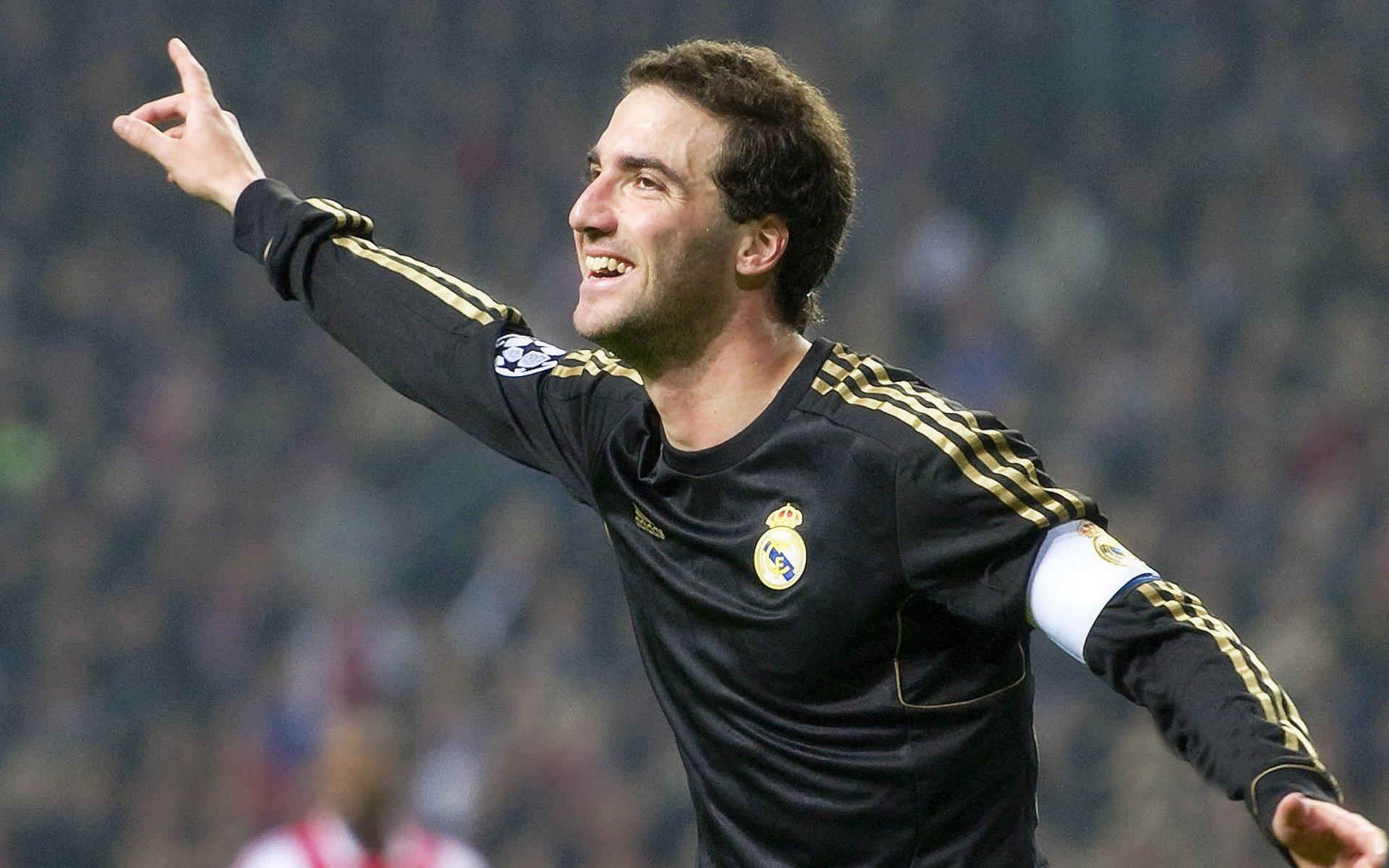 坎贝尔自信宣言，我的速度不逊于范德芬，高速移动中仍能保持灵活